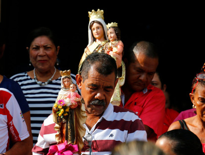 En Colombia, unos de los municipios en donde se destaca la celebración de la Virgen del Carmen, son Mompox, Bolívar y Guamal, Magdalena.