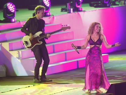 Con canciones como 'Me enamoré' y 'Las caderas no mienten' Shakira compartió con los barranquilleros en este importante evento.