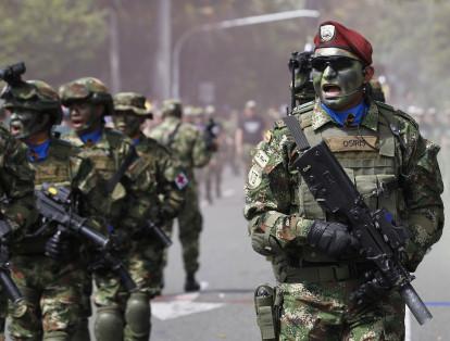 Desfile militar 20 de julio en Medellín