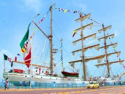 el Cuauhtémoc de México es el único que no llega a las terminales del Grupo Puerto de Cartagena y se encuentra atracado en el muelle de la Bodeguita.