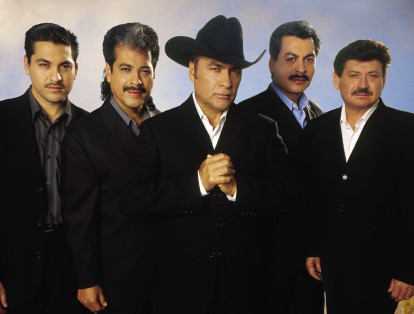 Los Tigres del Norte - 'La granja': en 2009, cuando la banda ganó el Premio Lunas a la música grupera, no quisieron presentarse a recoger el galardón. La razón, fue porque los organizadores no quisieron que la agrupación cantara ese tema en el evento por sus referencias políticas a la inseguridad en México.