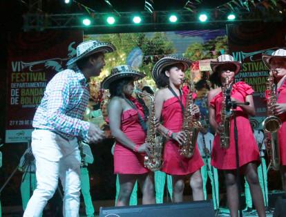 Fue una gran competencia por el nivel de las bandas participantes que se vivió dentro de una gran fiesta bolivarense en la que la música de bandas es el ingrediente principal para despertar la alegría de todos los participantes.