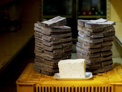 Un kilo de queso cuesta cerca de 7'500.000 bolívares, 1,14 dólares.