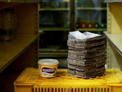 Medio kilo de margarina cuesta 3´000.000 de bolívares, 0,46 dólares.