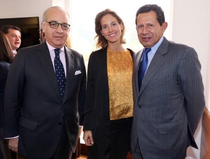 En la foto, Diego Muñoz, María Cárdenas y Eduardo Pacheco.