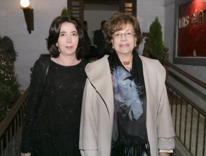 María Victoria Jaramillo y Beatriz Peláez de García.