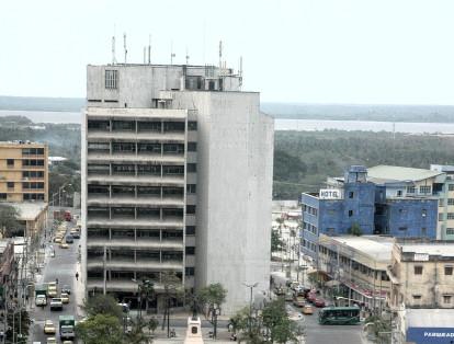 En la ciudad de Barranquilla un ladrillo le causó la muerte a un hombre de 25 años. El hecho se registró en 2014 cuando el señor caminaba hacia su trabajo, al momento de ingresar le cayó un ladrillo desde el piso 11 que lo dejó muerto en el instante. En cuanto a la zona de ocurrencia del hecho de las muertes accidentales, se registró que el 62,38% fueron en la cabecera municipal.