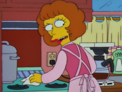 Maude Flanders fue la esposa de Ned Flanders y vecina de los Simpson. Mujer culta y refinada, de fe cristiana y dedicada a su familia, Maude  muere en marzo de 2000 en el episodio 'Alone Again, Natura-Diddily', cuando disfrutaba de una carrera de automóviles fabry. El personaje ha aparecido en temporadas posteriores, pero como recuerdo de Ned Flanders o como fantasma.