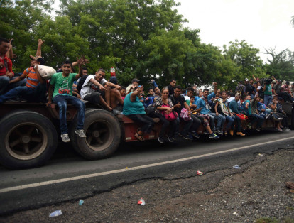 En tres ocasiones el presidente de EE. UU., Donald Trump, amenazó a los países de ruta de los inmigrantes por dejar pasar a los hondureños. En la última oportunidad, el mandatario aseguró que cerrará militarmente la frontera del sur de México con su país.