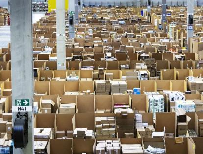 El gigante del comercio electrónico Amazon se ha convertido en uno de los grandes del Black Friday, el día que comienza la temporada de compras navideñas y en donde los almacenes sacan grandes ofertas para sus clientes.