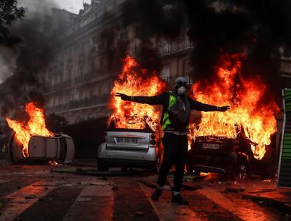 Desde el pasado 17 de noviembre, los “chalecos amarillos” se convirtieron en un símbolo de protesta de los automovilistas y ciudadanos contra la subida de los impuestos y los precios del combustible en Francia.