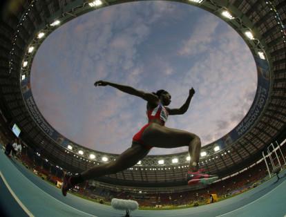 Caterine Ibarguen of Colombia competes during the women's triple jump final at the IAAF World Athletics Championships at the Luzhniki stadium in Moscow August 15, 2013.