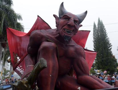 Declarado Patrimonio Inmaterial Cultural de Colombia. El Festival del Diablo realizado en Riosucio, Caldas. Desde 1915 se adoptó la figura del diablo como el símbolo de la festividad.