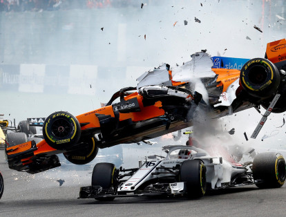 El piloto español Fernando Alonso y el piloto monegasco Charles Leclerc se estrellaron el 26 de agosto durante el Gran Premio de Bélgica de la Fórmula 1.
