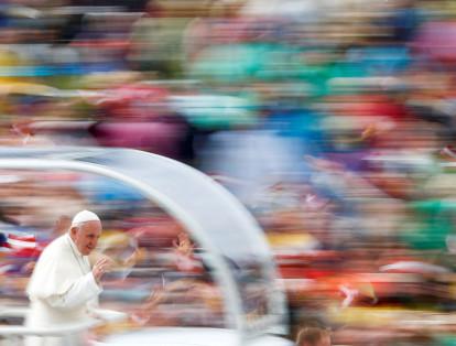 Esta fotografía fue tomada durante la llegada del Papa Francisco a la Basílica de Aglona, en Aglona, Letonia, el 24 de septiembre.