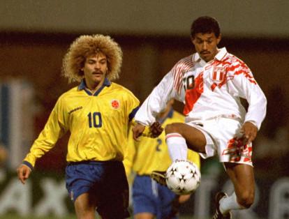 Carlos el ‘Pibe’ Valderrama jugó el Suramericano de 1981, en Ecuador. Desde ese momento llevaba su cabellera dorada y su juego característico.