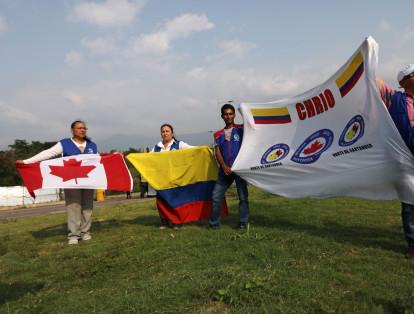 Members of the Canadian Human Rights International Organization of Norte de Santander, protest with flags of Colombia and Canada in front of the entrance of the Tienditas cross-border bridge, in Cucuta, Colombia February 6, 2019.