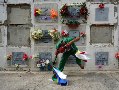 Congos visitan a sus muertos en Barranquilla