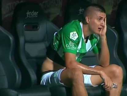 Juan Pablo Ramírez y sus lágrimas en el banquillo.