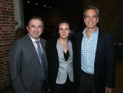 Luis Felipe Barrios, Sandra Jaramillo y Jorge Segovia.