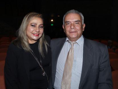 Gloria Peñaranda y Olimpo Oliver.