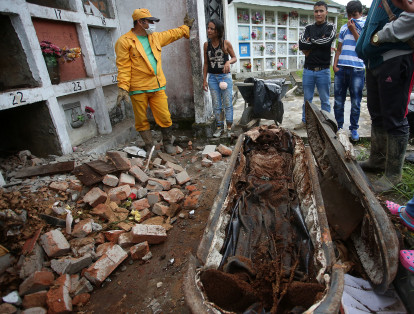 33 personas perdieron la vida el Domingo de Resurrección, cuando un derrumbe en la madrugada los sorprendió mientras dormían en medio de la fuerte lluvia.