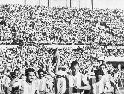 Para la Copa América de 1957 en Perú, Colombia perdió 8-2 con Argentina, que a la postre sería el campeón del torneo.