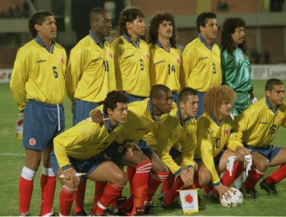 En 1995 Colombia clasificó a instancias finales luego de quedar segunda de su grupo. En cuartos de final enfrentó a Paraguay y, curiosamente, por segunda edición consecutiva empataba 1-1 el encuentro y lo ganaba desde el punto penal. La anotación de los cafeteros fue hecha por el siempre recordado Freddy Rincón. En penales el marcador fue 6-5.
