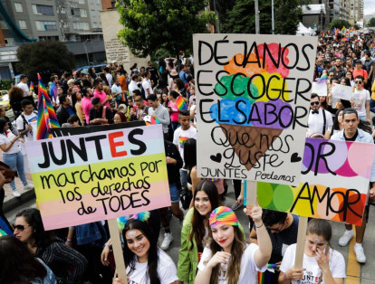 “Hace 50 años, la mayoría de los países del mundo penalizaba la homosexualidad; en la actualidad, la mayoría lo permite. Además, múltiples países avalan el matrimonio igualitario y alrededor de unos 30 permiten uniones civiles del mismo sexo (...). Eso por supuesto transforma realidades", asegura Rodrigo Sandoval.