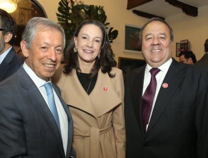 Telesforo Pedraza, Mariana Pacheco y Felipe Moncaleano.