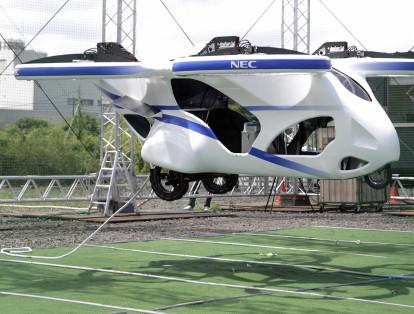 Aunque la demostración de este lunes es una de las primeras por parte de una importante corporación japonesa, NEC no planea producir el automóvil volador en masa, según reveló el líder del proyecto.