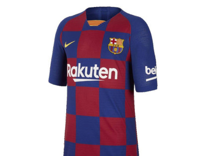 La camiseta del Barcelona cuesta 90 euros.