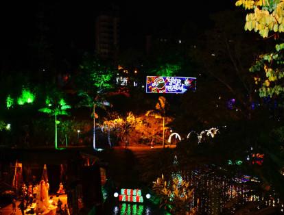 El pasado 30 de noviembre el Parque de la Vida inauguró su alumbrado navideño. La versión de 2019 se denomina ‘Vive la magia de las luces’.