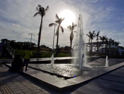 Barranquilla, Colombia, 29 de Diciembre de 2019. Nuevo espacio de la Plaza de la Paz. Foto Vanexa Romero/ETCE