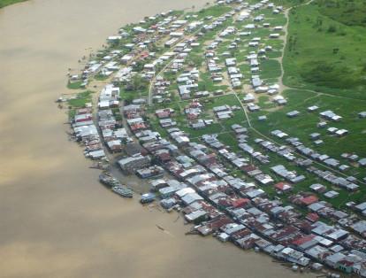 4-Riosucio, Chocó: 10
Riosucio, Chocó, municipio fronterizo con Panamá, está ubicado en una zona donde la amenaza sísmica es alta, según el SGC. 
En el pueblo viven alrededor de 28 personas y está en las riberas del río Atrato.