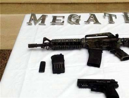 El fusil de asalto de 'Megateo'. Se trata de un fusil con mira telescópica que cargaba Víctor Ramón Navarro Serrano, alias Megateo, abatido en el 2015 en una operación de la Fuerza Pública en Catatumbo. Estados Unidos ofrecía una recompensa de 5 millones de dólares por su captura.