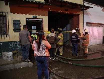 Por prevención, en la noche de este jueves fueron evacuados los habitantes de tres cuadras a la redonda del lugar, ubicado en la calle 2b con carrera 5a en Bogotá.