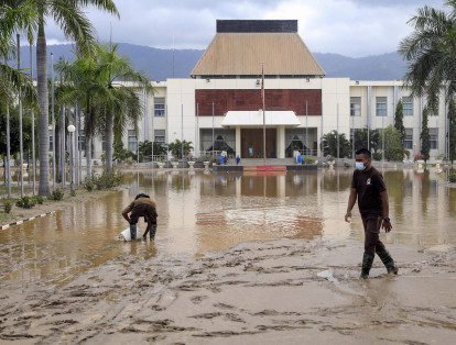 La Agencia de Meteorología de Indonesia ha advertido de fuertes lluvias en la próxima semana en varias zonas del archipiélago, donde la estación lluviosa tiene lugar generalmente entre noviembre y marzo.