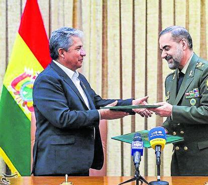 Pacto militar entre Irán y Bolivia