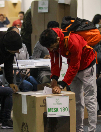 Elecciones Territoriales 2023 en Corferias
Bogotá 29 de Octubre 2023 En los pabellones de Corferias desde las 8:00am, se dio apertura para que los votantes ingresaran al recuento feria para hacer cumplir su derecho al voto durante las Elecciones Territoriales 2023. Foto: César Melgarejo/ El Tiempo