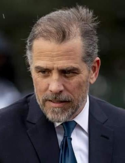 A Hunter Biden se le acusa de haber comprado y poseer ilegalmente un arma mientras sufría adicción a una droga ilegal