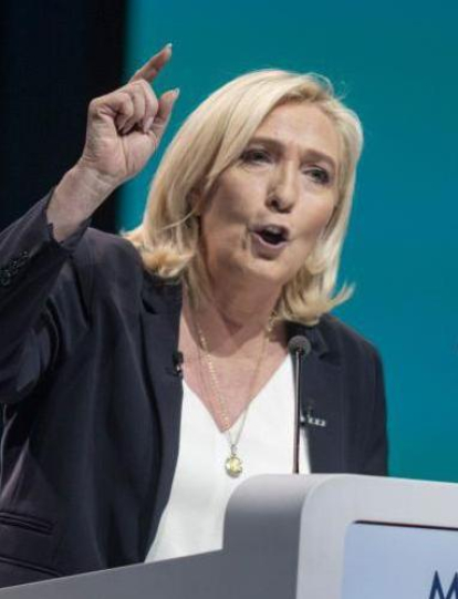 El partido Agrupación Nacional de Marine Le Pen espera lograr avances.