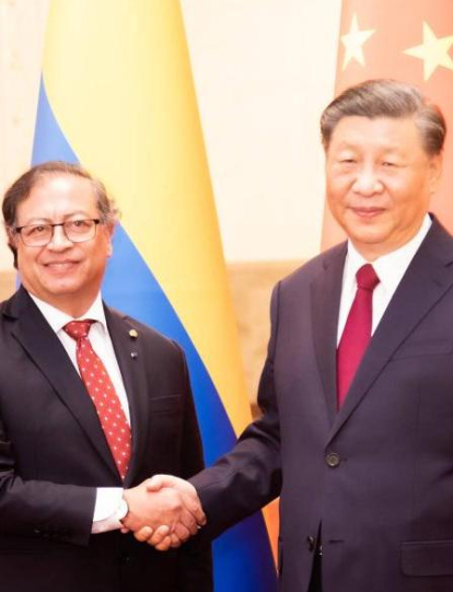 Encuentro entre los presidentes Gustavo Petro y Xi Jinping en Pekín, octubre de 2023