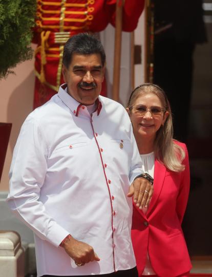 El presidente de Venezuela, Nicolás Maduro y su esposa, la primera dama Cilia Flóres.