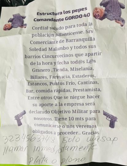 Las víctimas recibían llamadas, mensajes o panfletos amenazantes para presionarlas a pagar extorsiones.