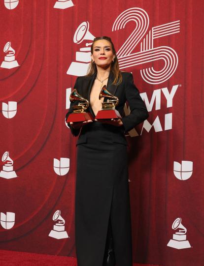 Kany García, ganadora a dos Latin Grammy por "Álbum Vocal Pop Tradicional
" y "Canción de Cantautor"