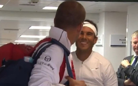 El gracioso accidente que sufrió Rafael Nadal en Wimbledon