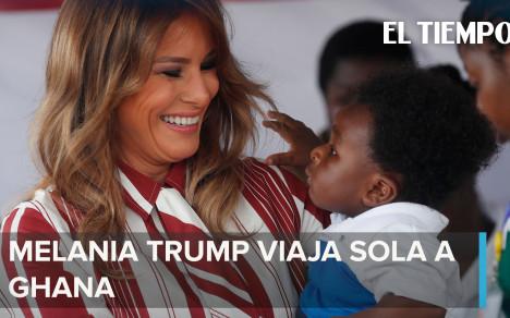 Melania Trump llegó a Accra, capital de Ghana, en su primer viaje internacional sin la compañia de su esposo, Donald Trump. Este país es el primero que la primera dama de los Estados Unidos visitará en su gira por el continente africano.