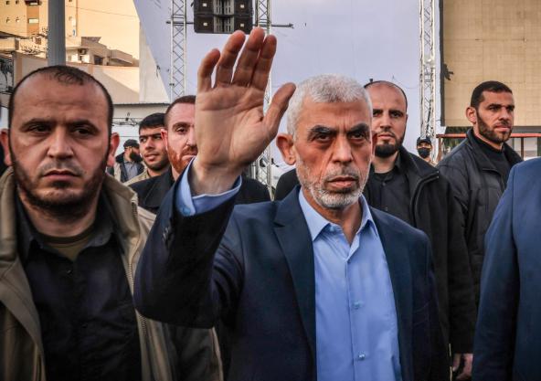 Yahya Sinwar, líder de Hamas en Gaza, el año pasado. Se cree que se oculta en túneles en el enclave.