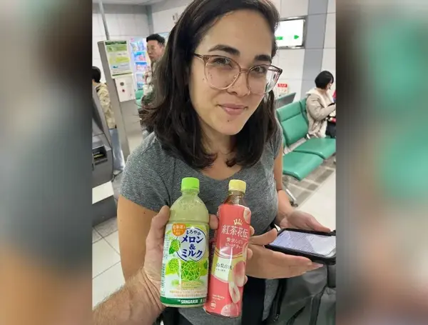 Hannah Kobayashi perdió un vuelo hacia Nueva York.